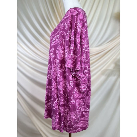 SOLD!!‎ Tee - Picture 5 of 10